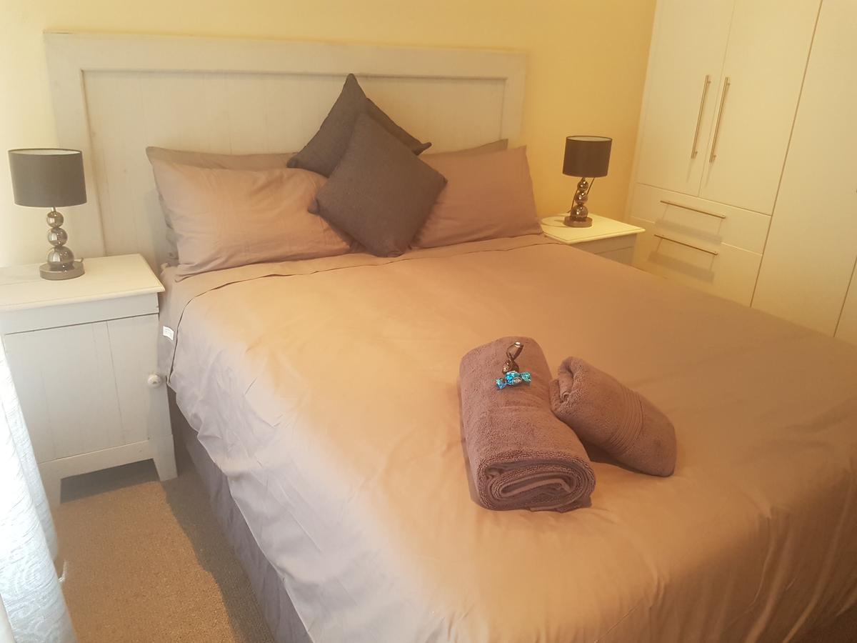 6 On Capella Guesthouse Primrose المظهر الخارجي الصورة